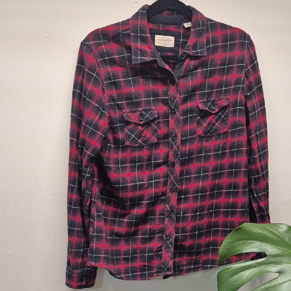 Weatherproof Vintage Red and Black Shirt